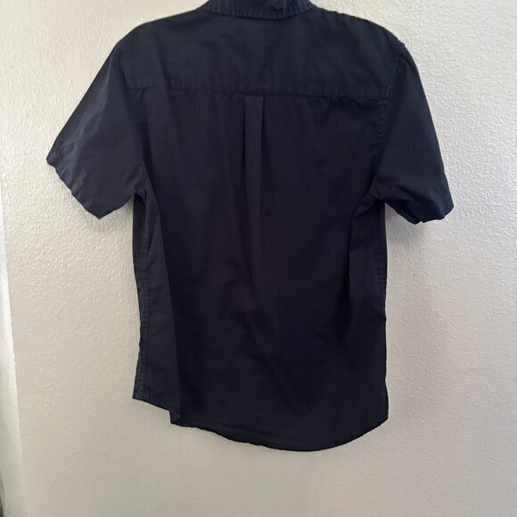 Forever 21 Men's Short Sleeve Shirt  Size Small  No holes or stains  In good use - Picture 4 of 5